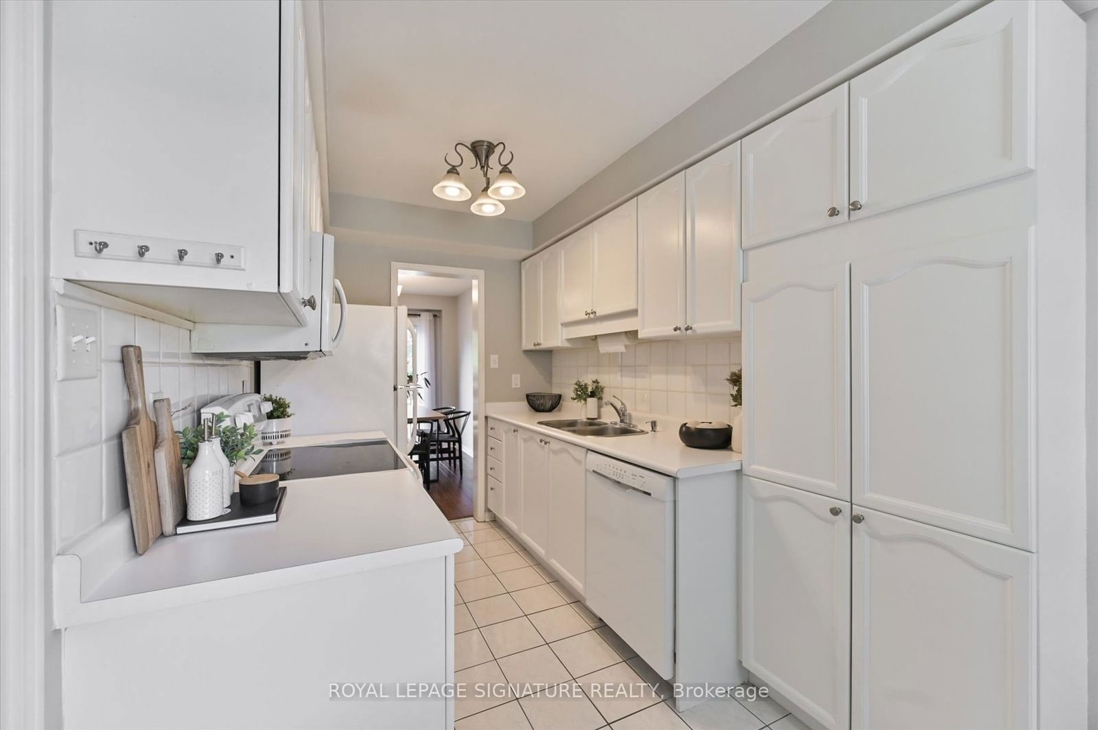 2935 Headon Forest Dr, unit 25 for sale - image #4