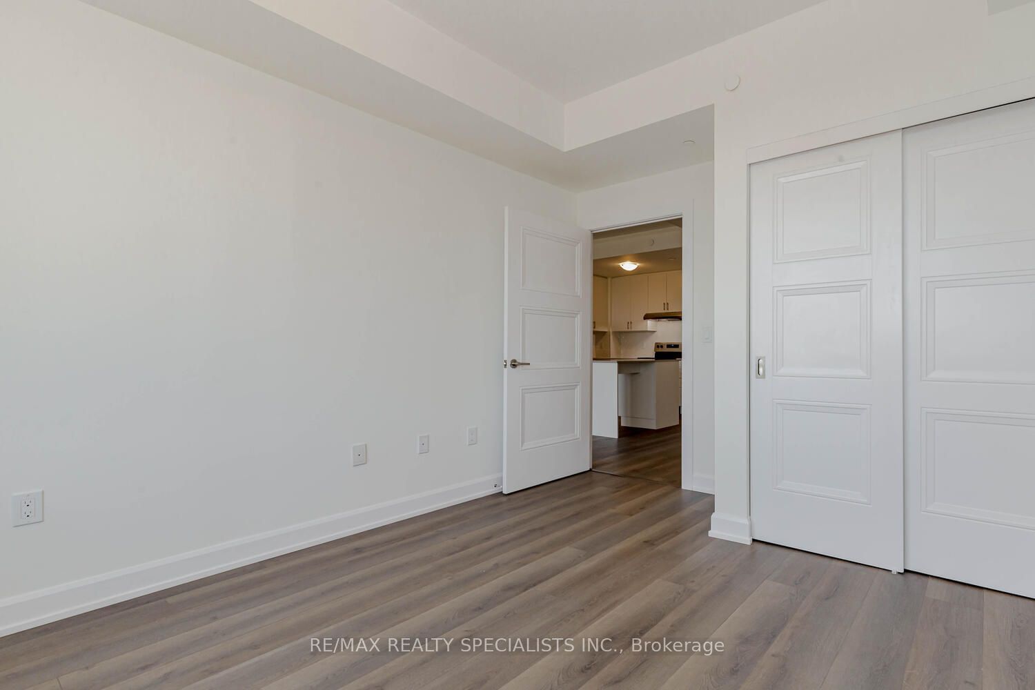 3200 William Coltson Ave, unit 726 for sale - image #26