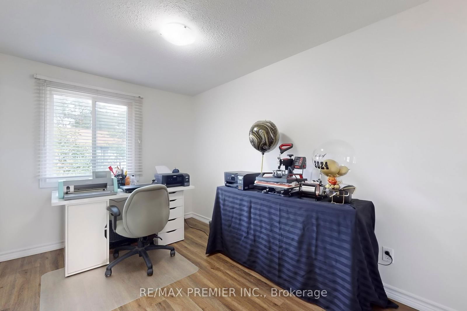 45 Hansen Rd N, unit 21 for sale - image #10