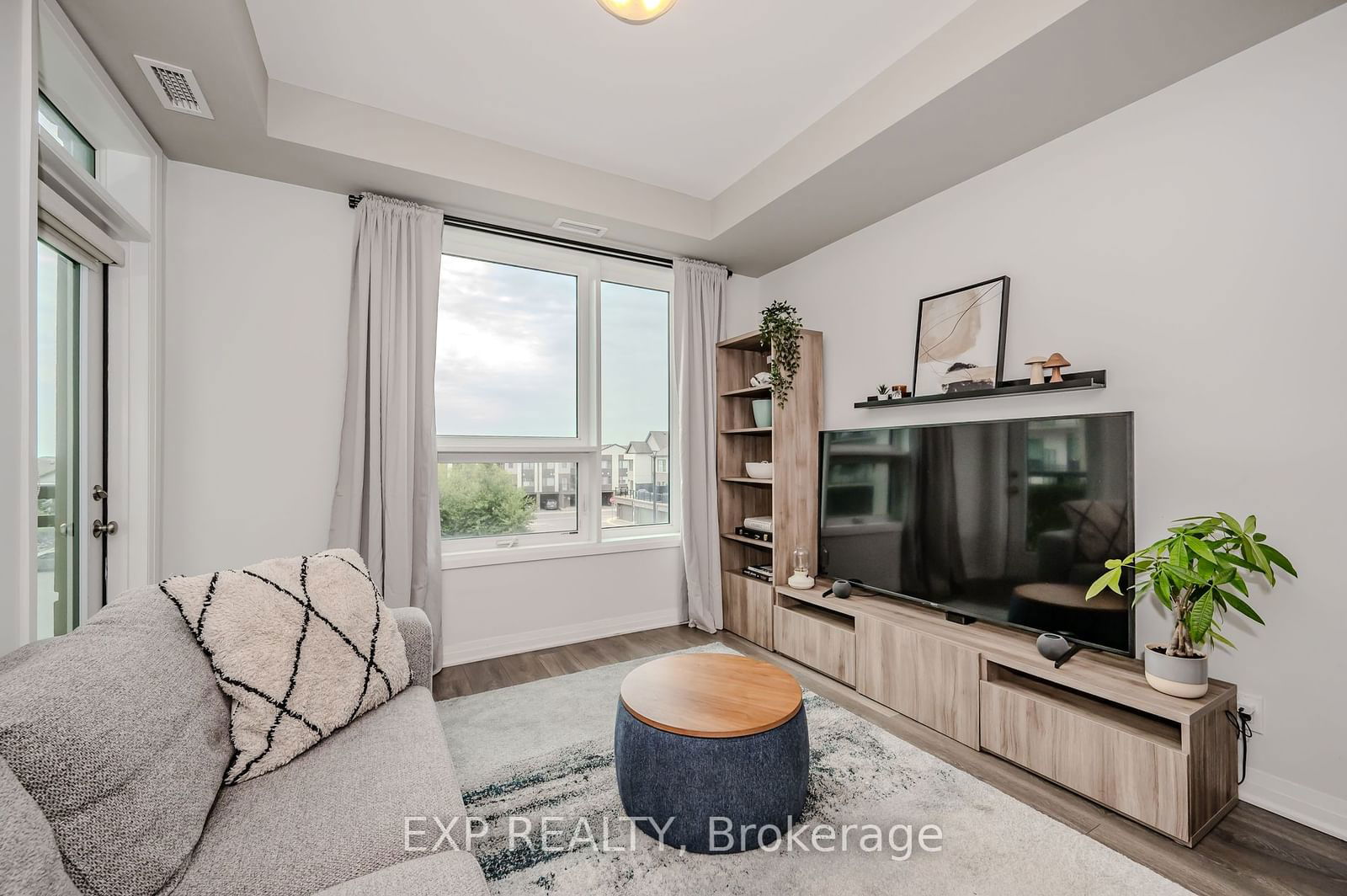 1105 Leger Way, unit 304 for sale - image #13