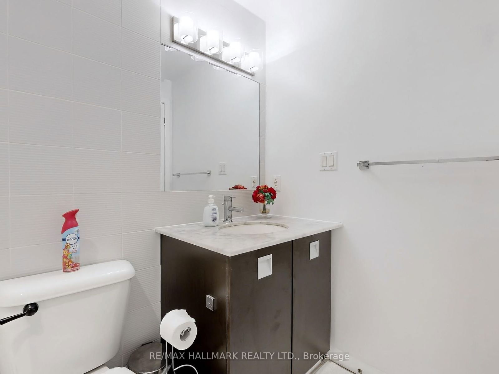 3391 Bloor St W, unit 517 for sale - image #16