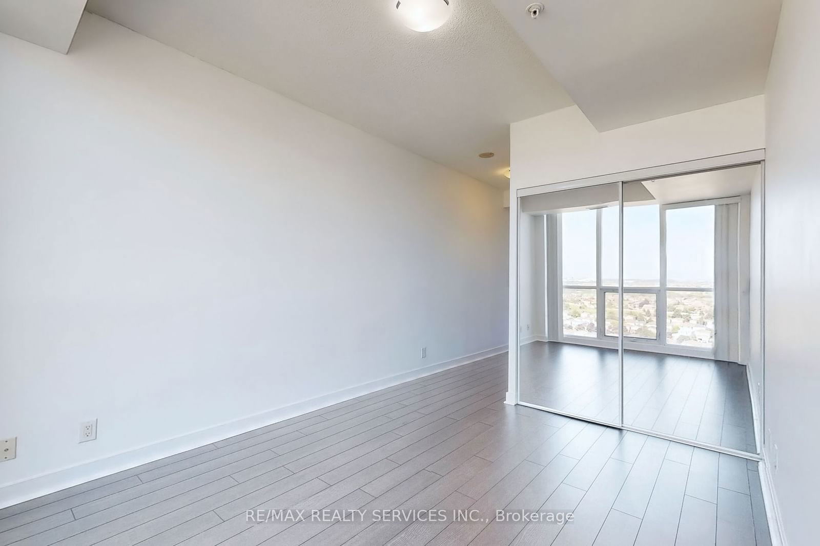 3985 Grand Park Dr, unit 1511 for rent - image #19