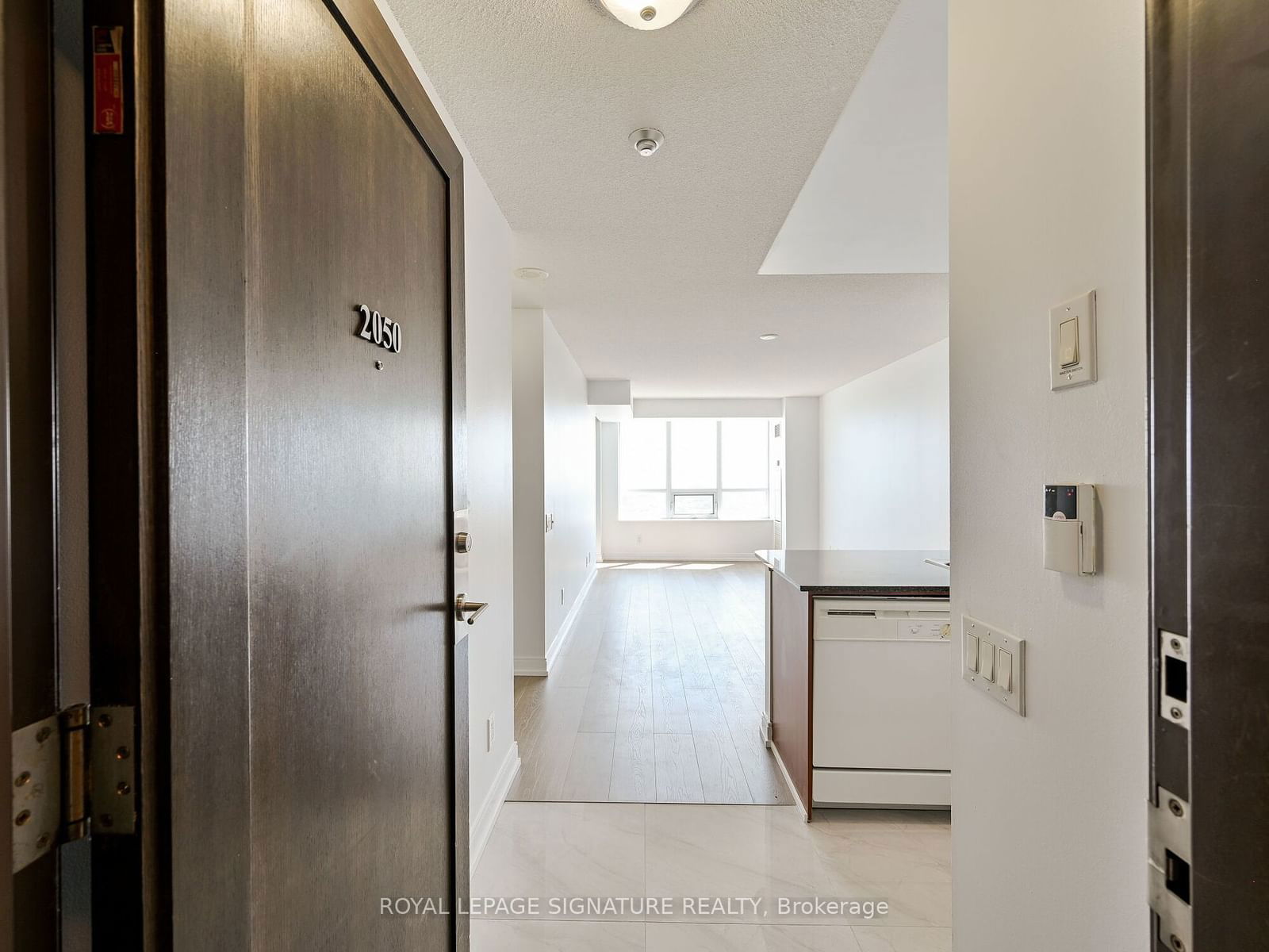 25 Viking Lane, unit 2050 for sale - image #7