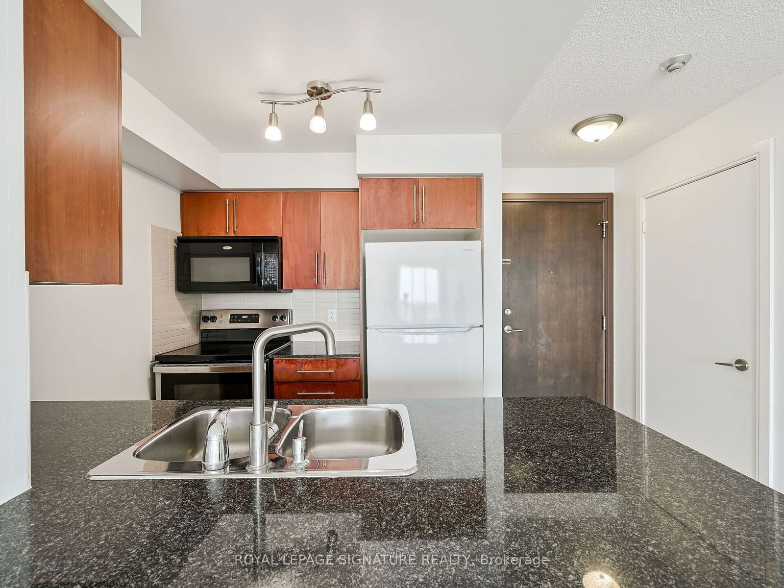 25 Viking Lane, unit 2050 for sale - image #8