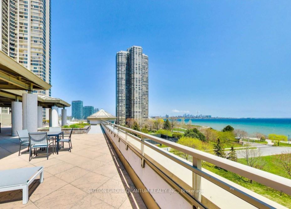 88 Palace Pier Crt, unit 310 for rent - image #2