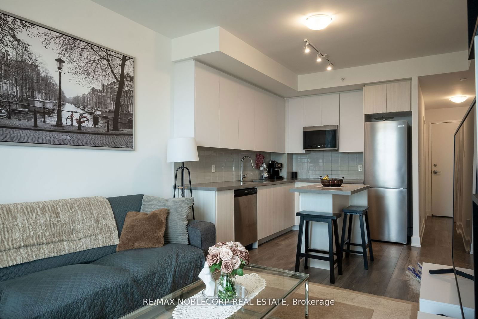 297 Oak Walk Dr, unit 2201 for sale - image #6