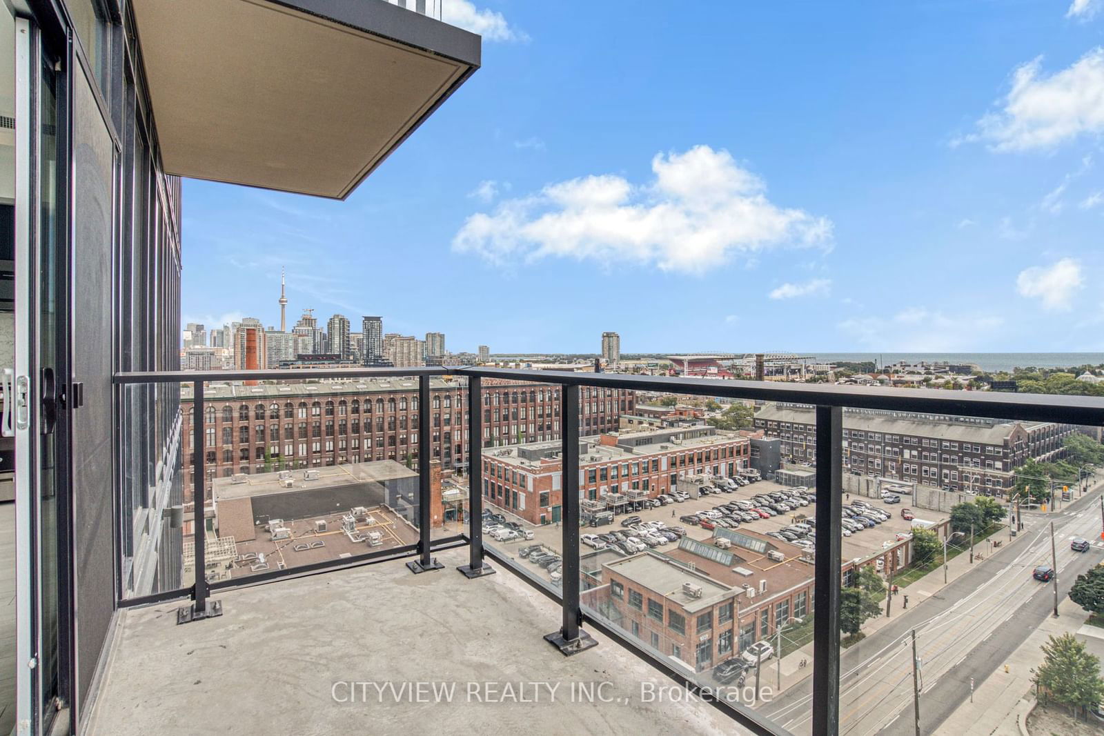 270 Dufferin St, unit 1104 for sale