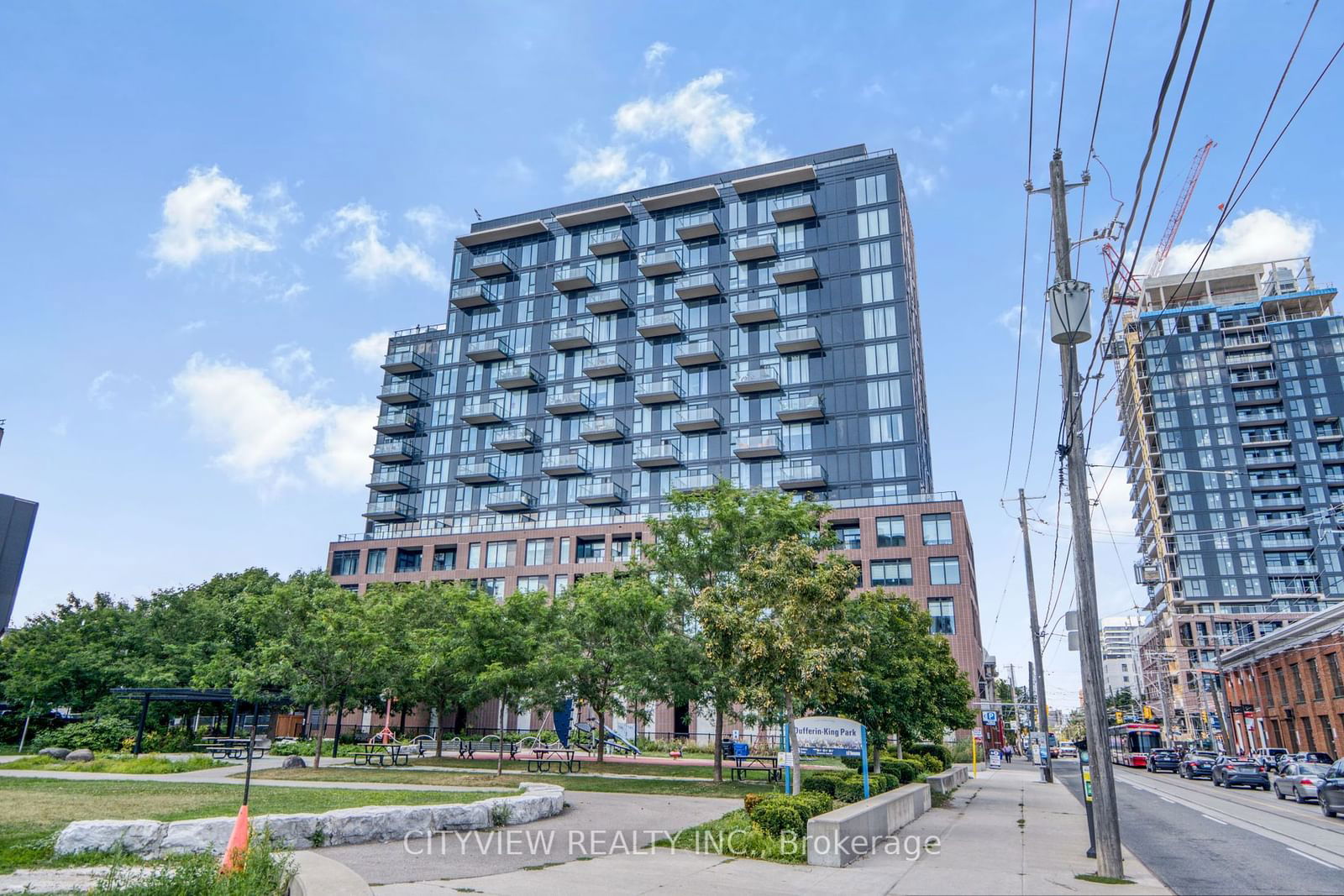 270 Dufferin St, unit 1104 for sale