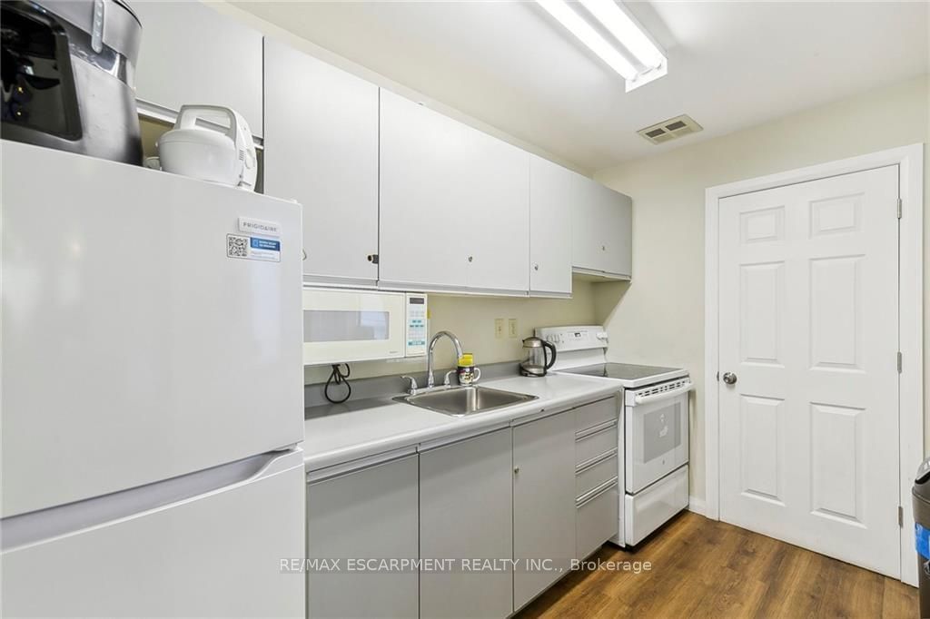 26 Hanover Rd, unit 1601 for sale - image #36