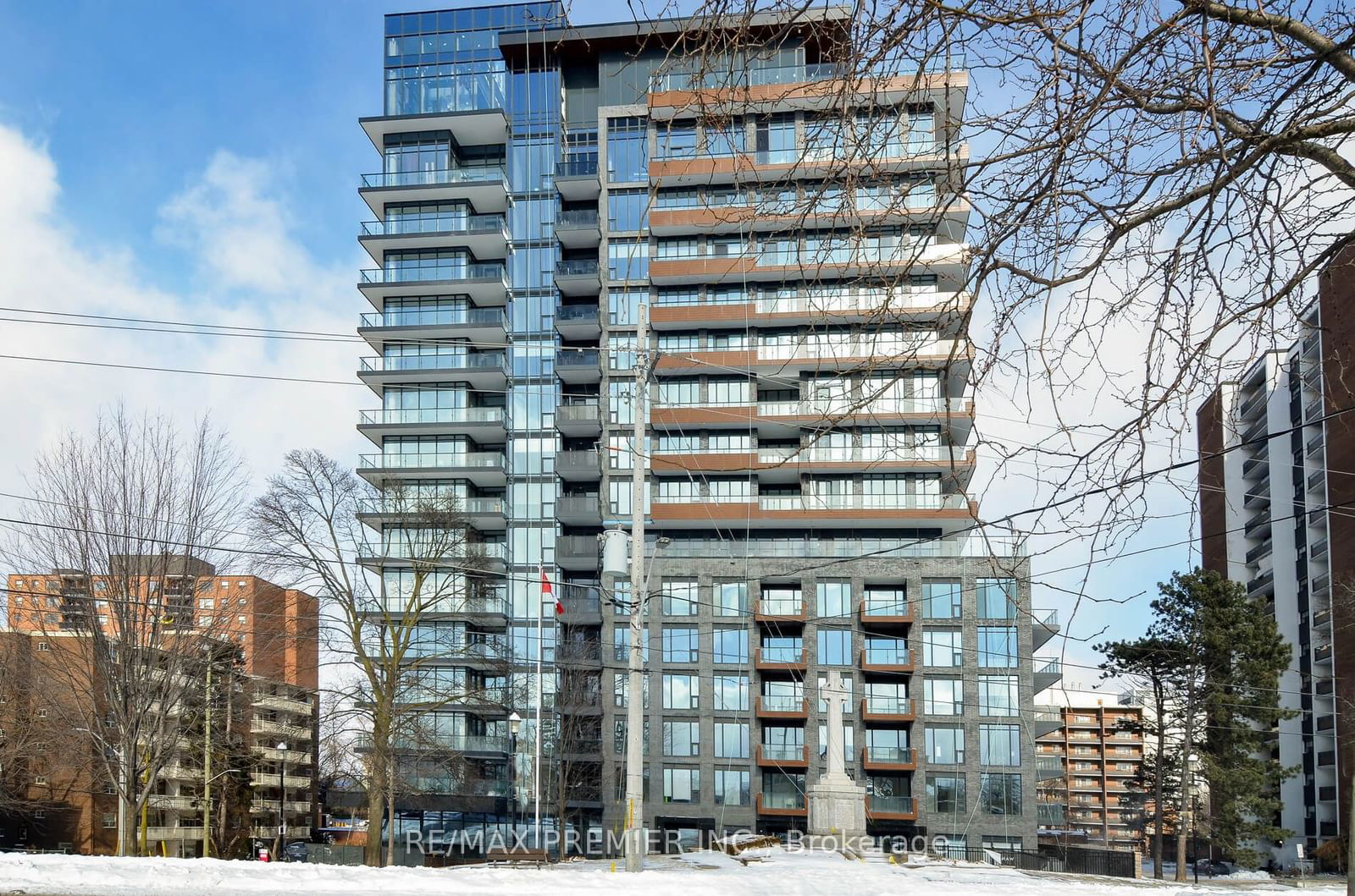 21 Park St E, unit 1201 for rent