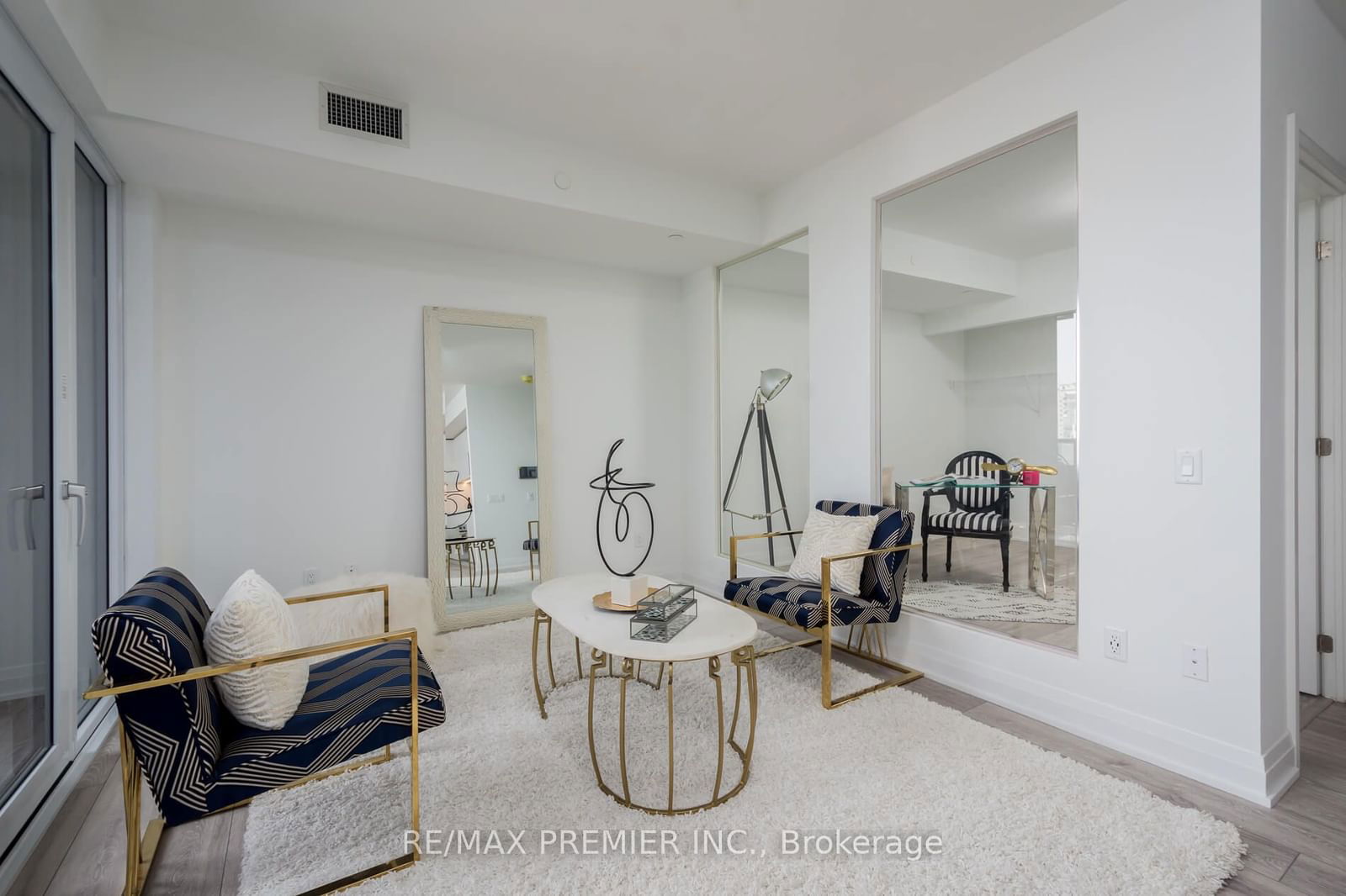 21 Park St E, unit 1201 for rent - image #6