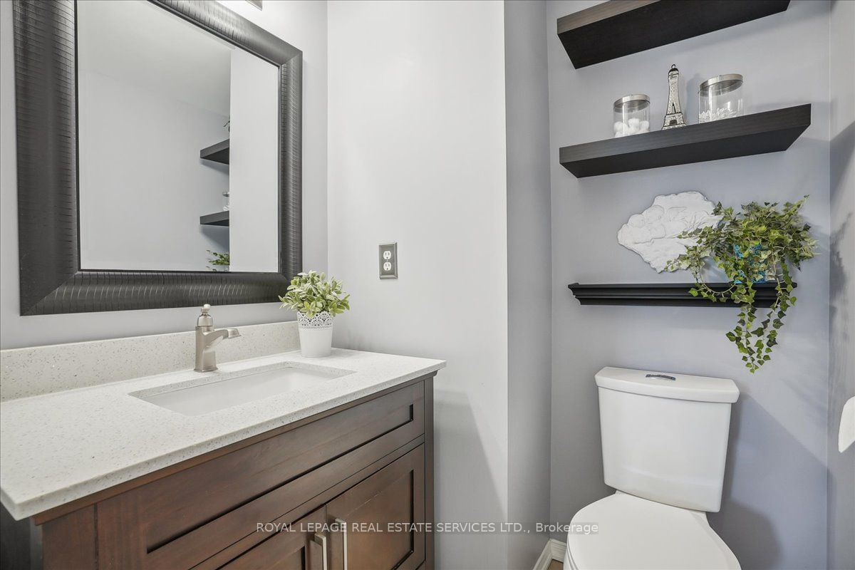 2360 Parkhaven Blvd, unit 2 for sale - image #22