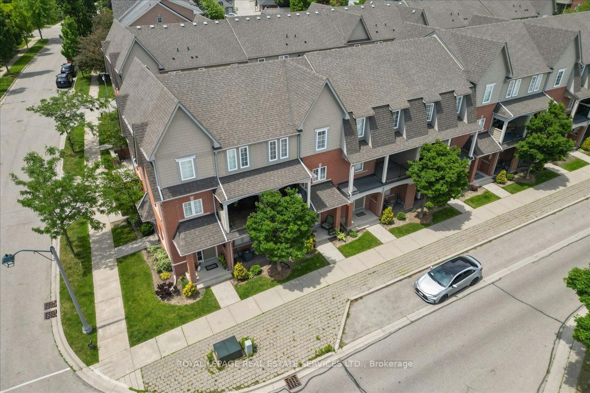 Oak Park Townhomes, Oakville, Toronto