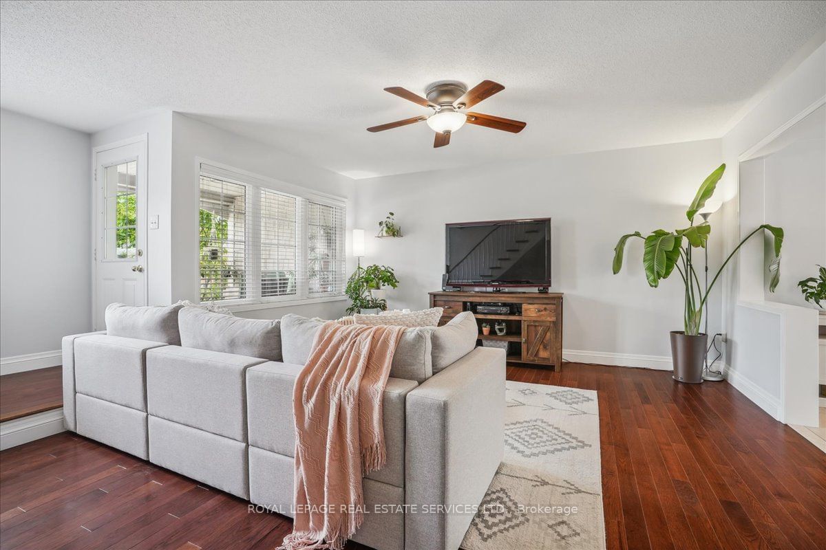 2360 Parkhaven Blvd, unit 2 for sale - image #8