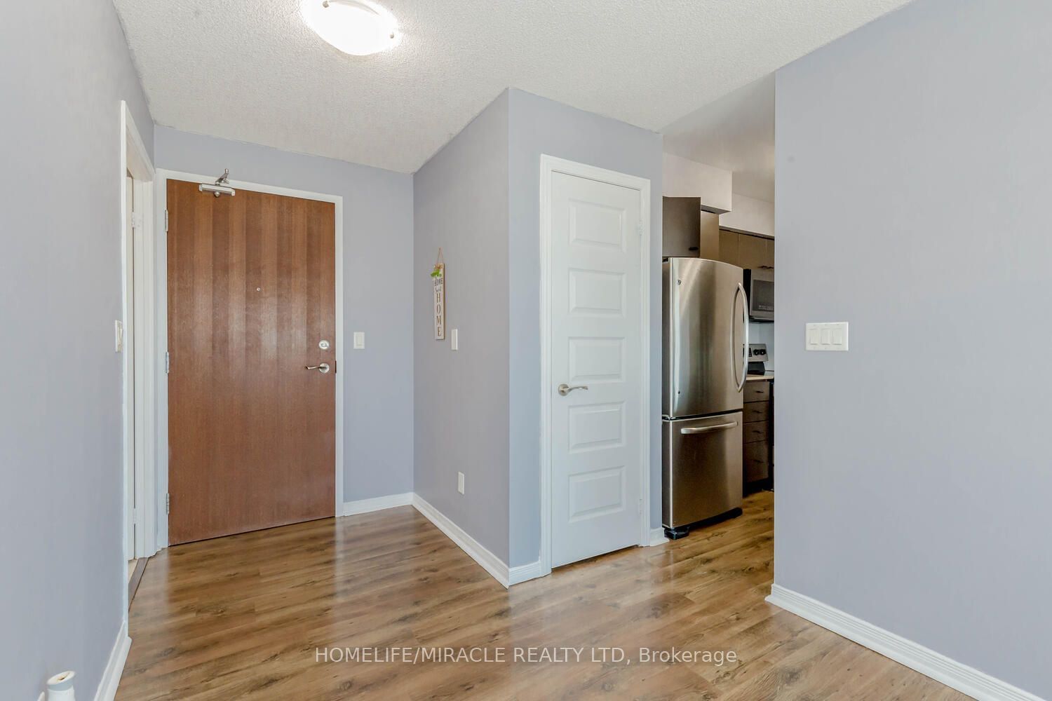 215 Queen St E, unit 1710 for sale - image #7