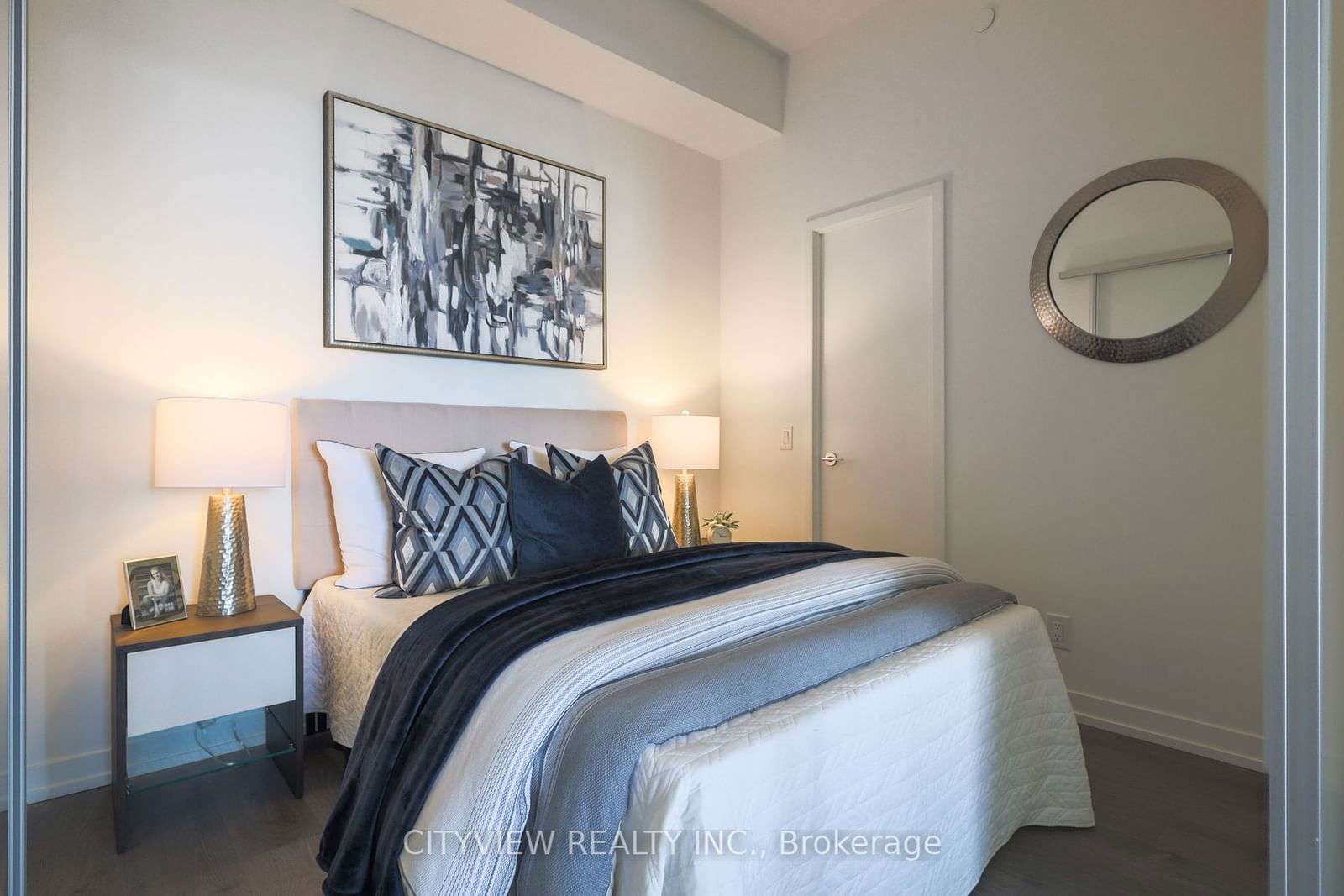 270 Dufferin St, unit LPH14 for sale - image #28