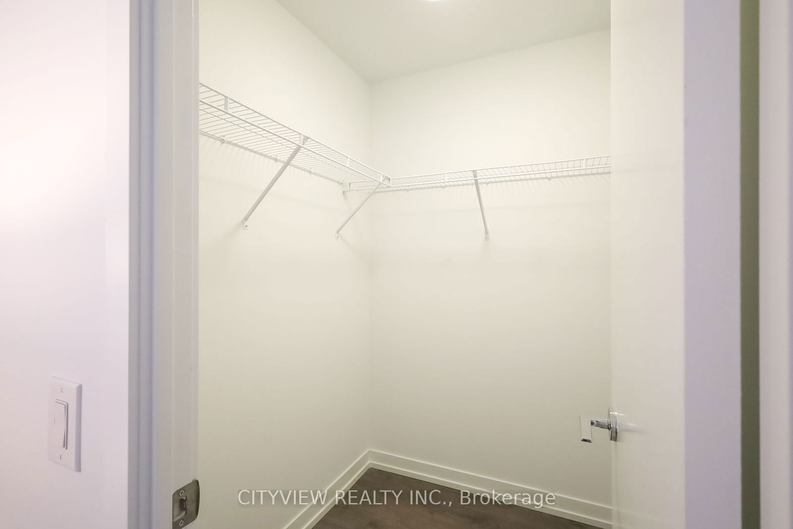 270 Dufferin St, unit LPH14 for sale - image #31