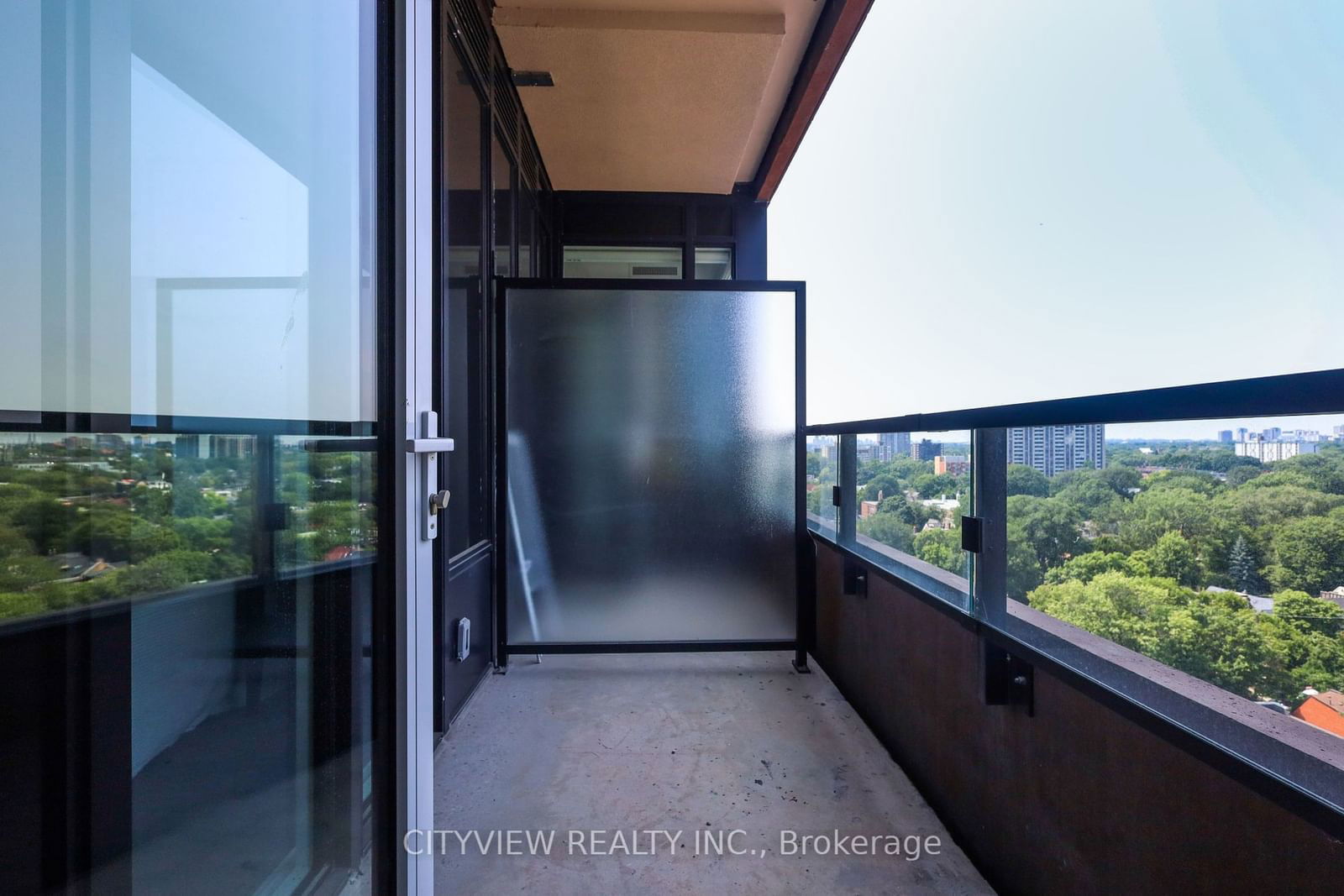 270 Dufferin St, unit LPH14 for sale - image #34