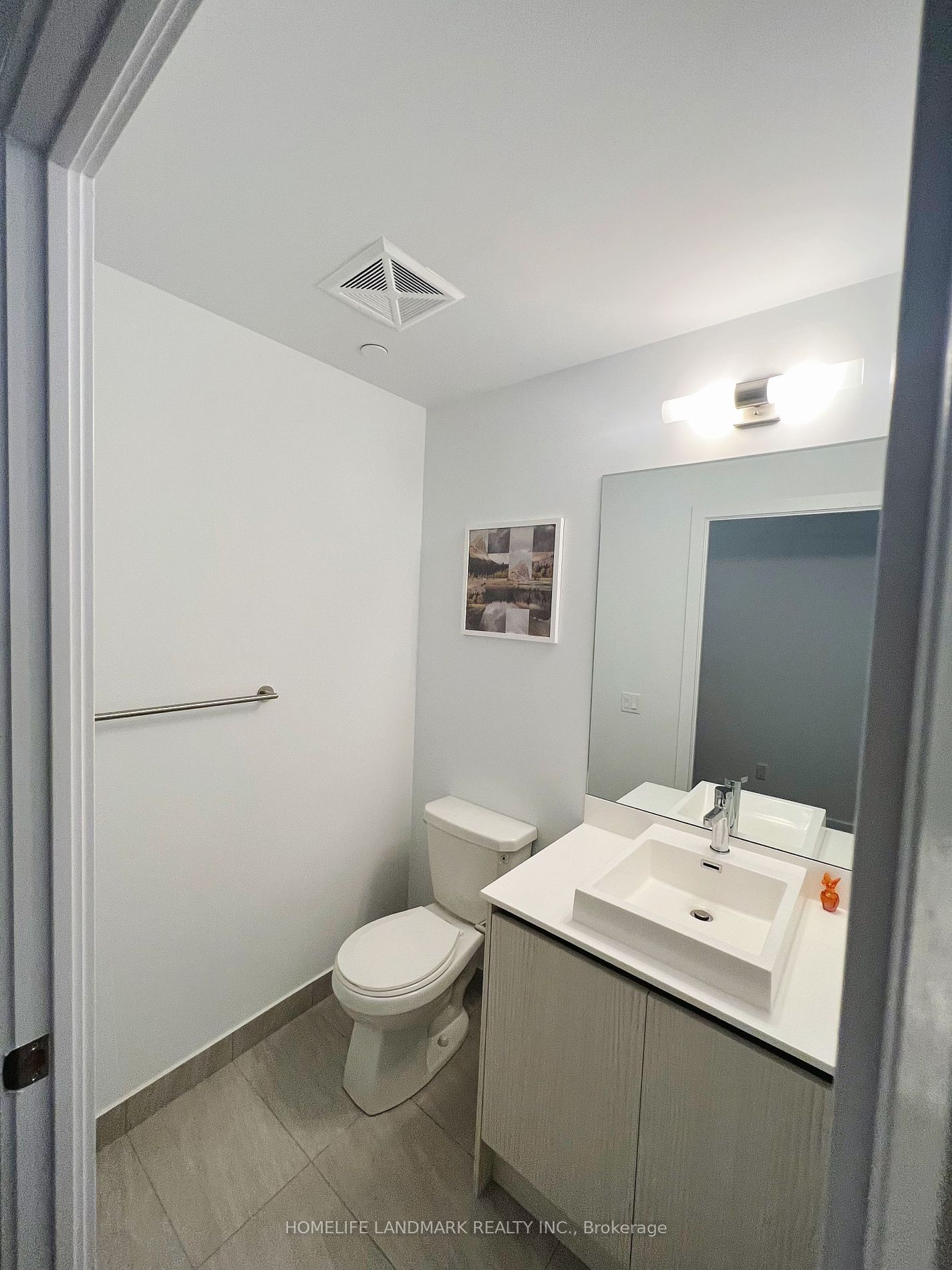 251 Manitoba St, unit 125 for rent - image #3