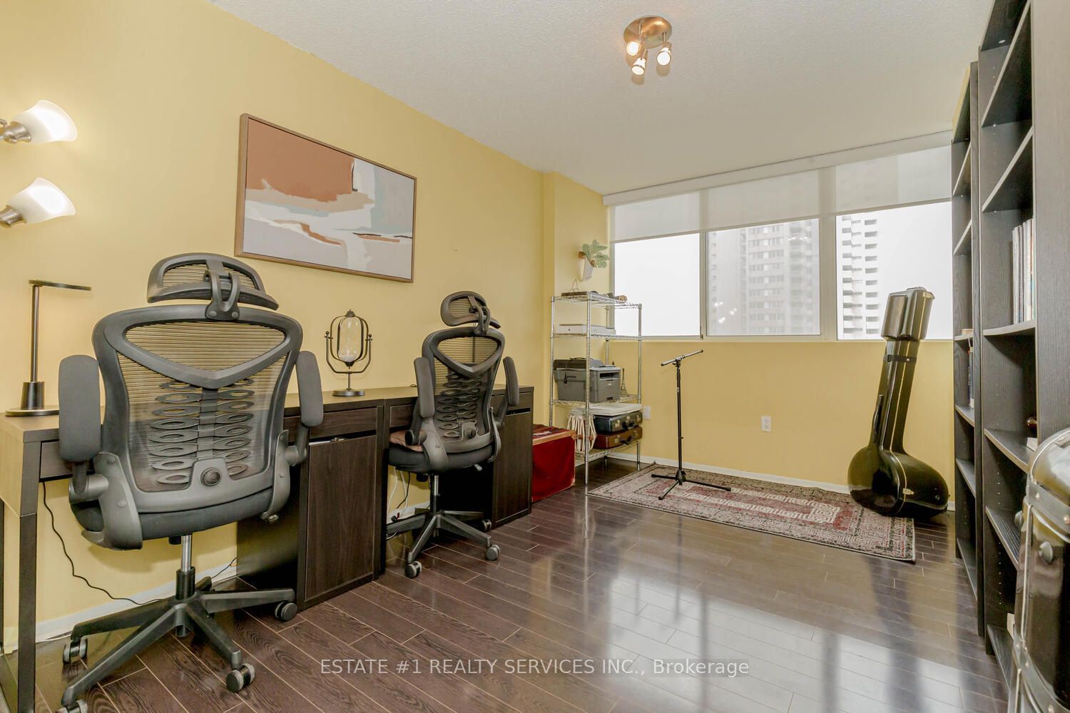 3590 Kaneff Cres, unit 802 for sale - image #30