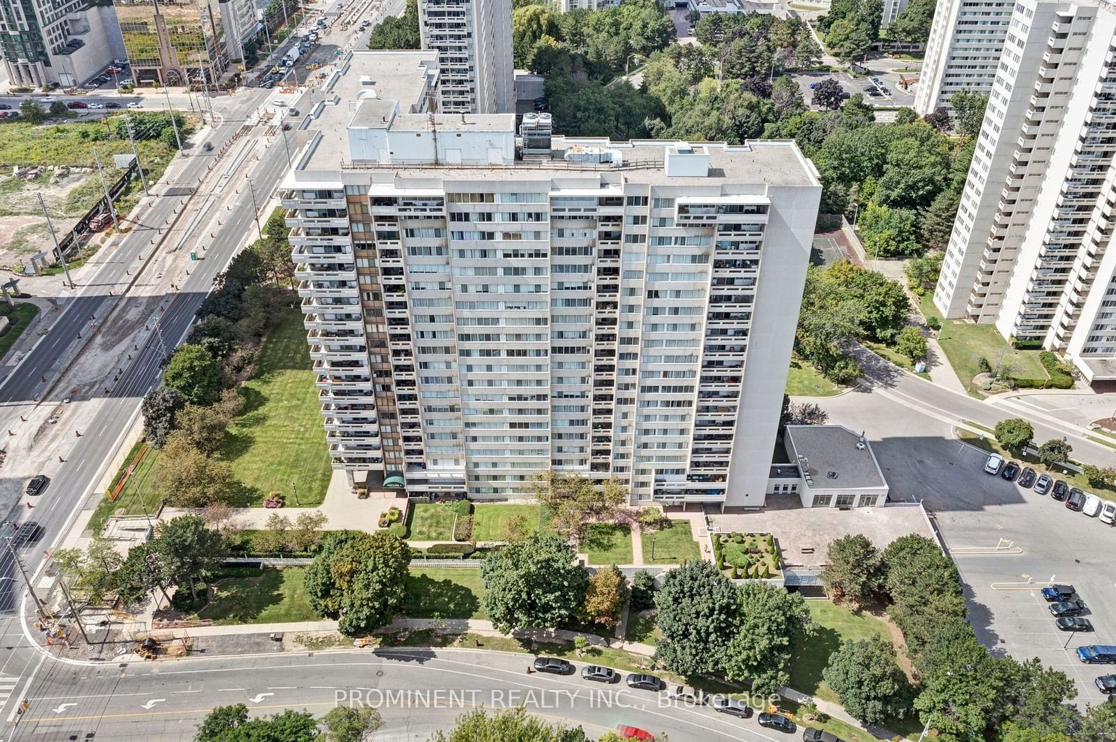 3590 Kaneff Cres, unit 1203 for sale - image #3