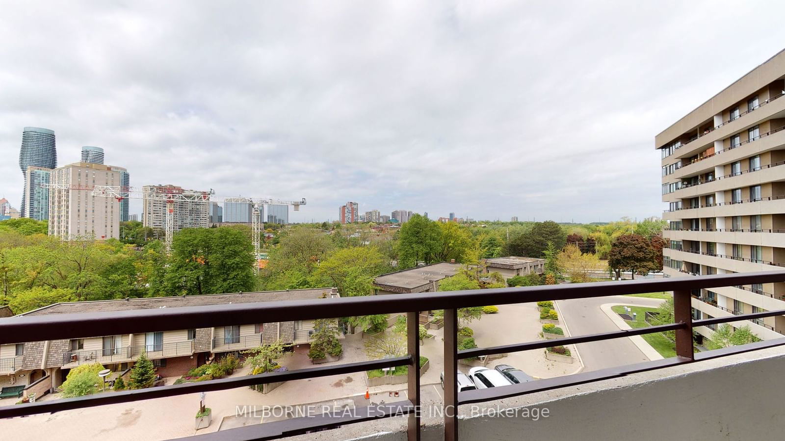 1320 Mississauga Valley Blvd, unit 607 for sale