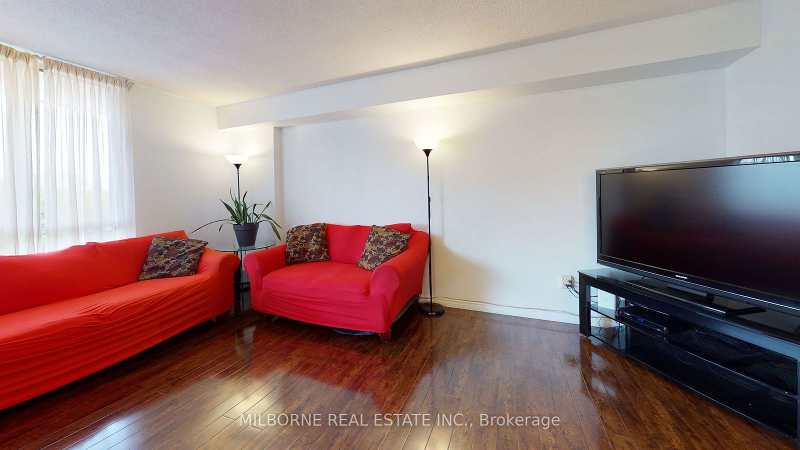 1320 Mississauga Valley Blvd, unit 607 for sale - image #2