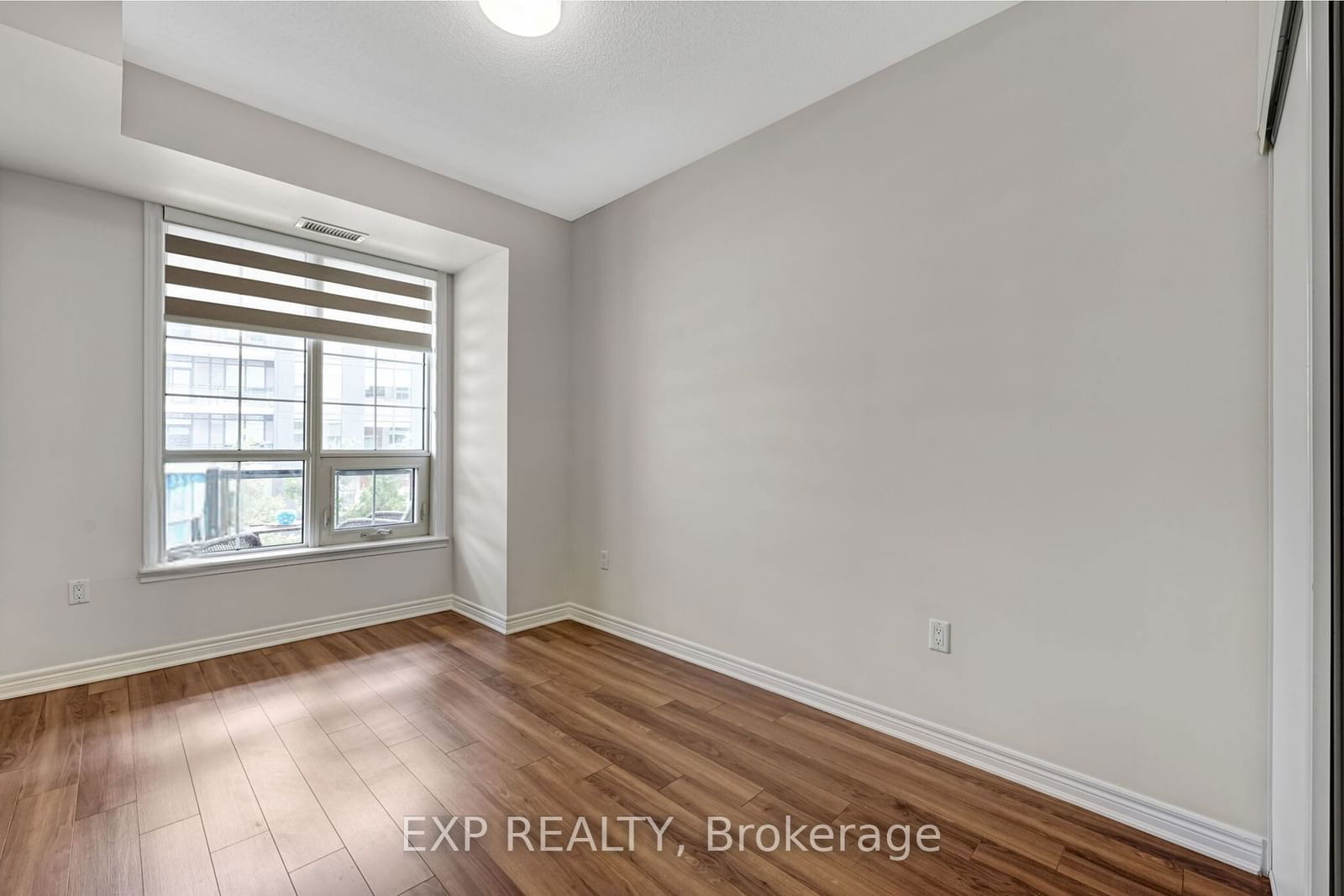 216 Oak Park Blvd, unit 226 for sale - image #29