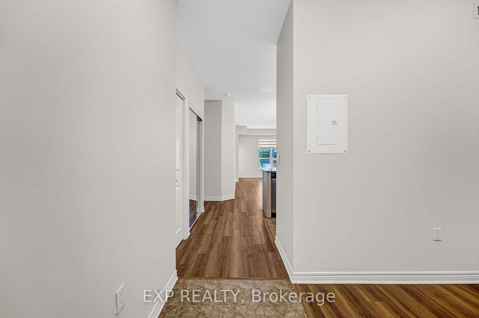 216 Oak Park Blvd, unit 226 for sale - image #7