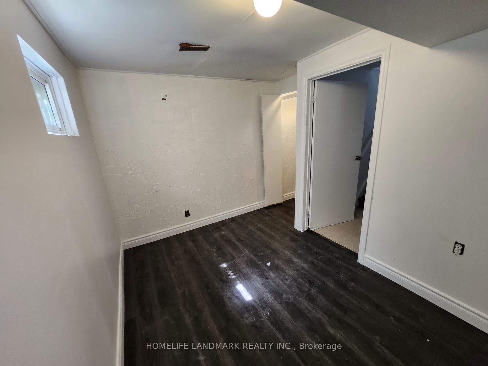 6452 Finch(Bsmt.) Ave W, unit 147 for rent - image #5