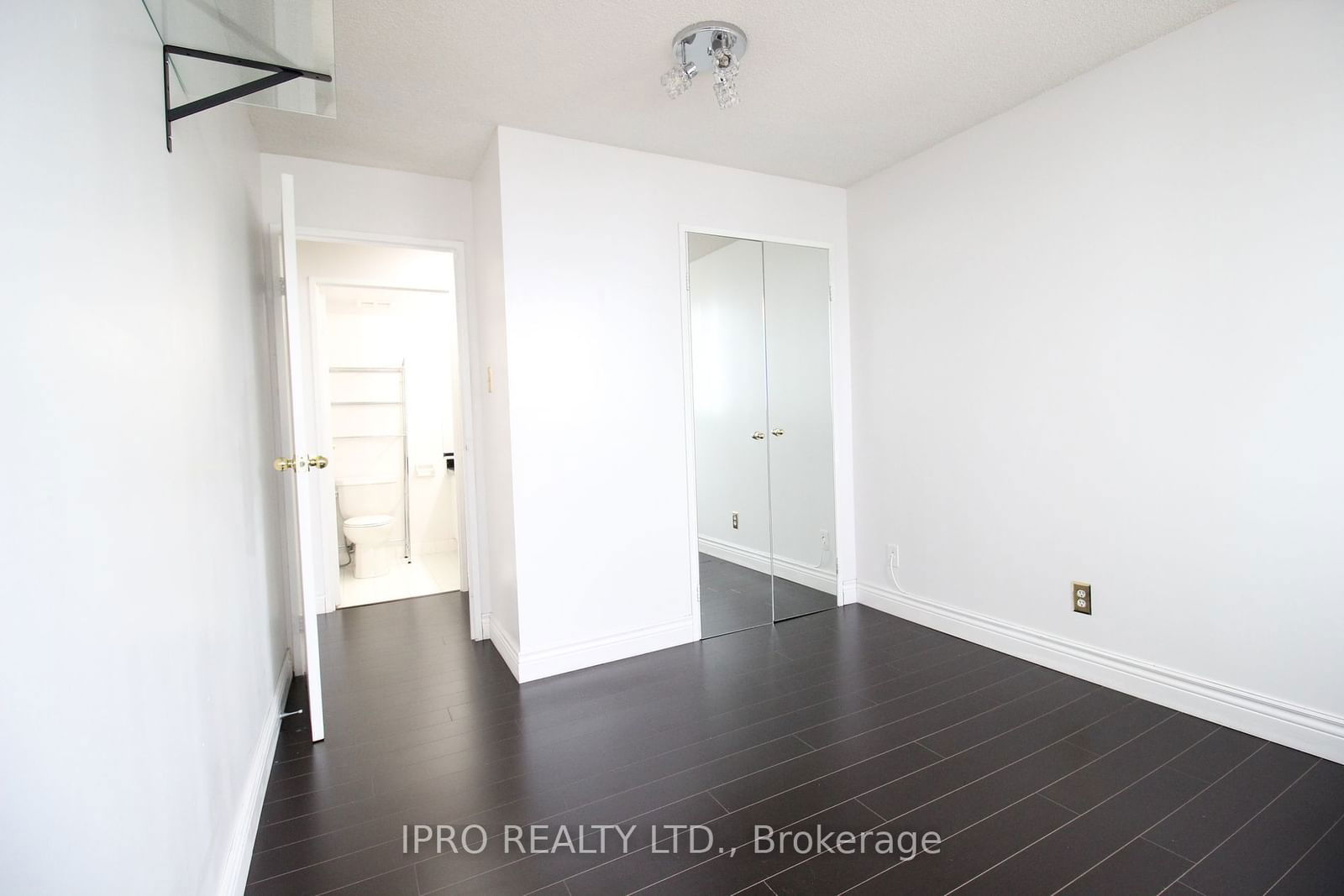 3700 Kaneff Cres, unit 1212 for rent - image #23