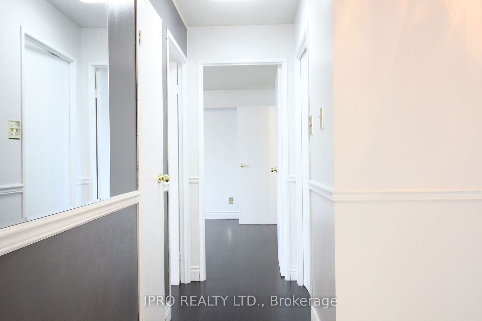 3700 Kaneff Cres, unit 1212 for rent - image #6