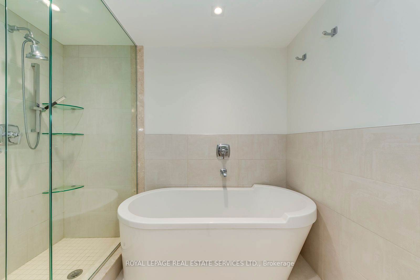 11 Bronte Rd, unit 417 for sale - image #23