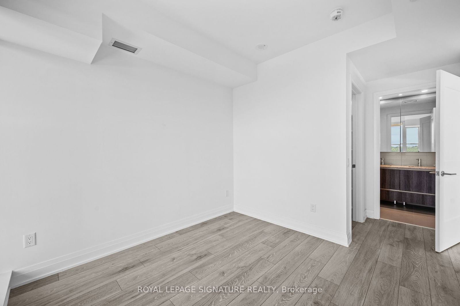 21 Park St E, unit 803 for rent - image #12