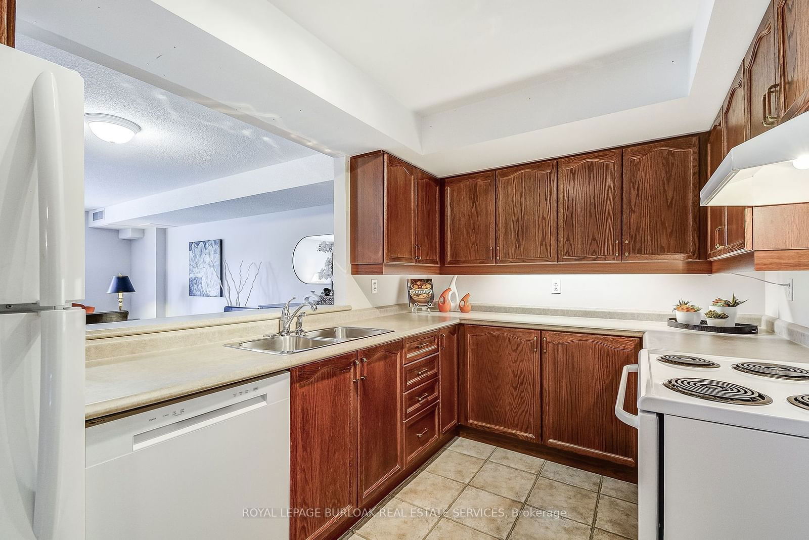 216 Plains Rd W, unit B403 for sale - image #8