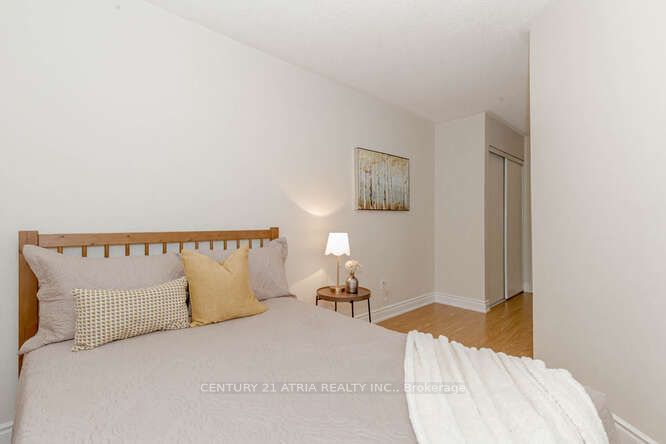 13 Spadina Rd for sale  - image #23