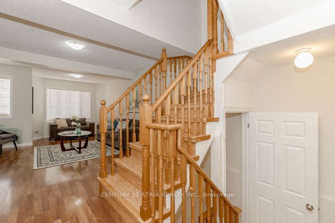 13 Spadina Rd for sale  - image #9