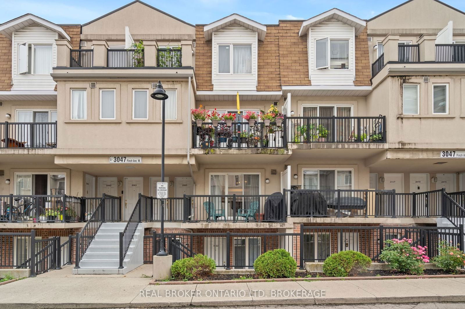 3047 Finch Ave W, unit 2066 for sale