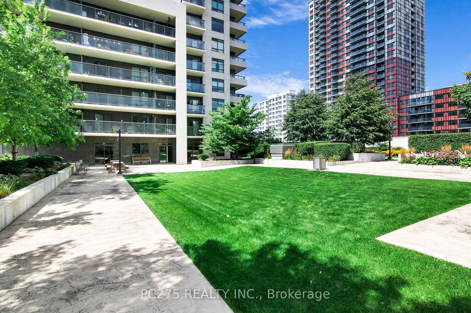 1410 Dupont St, unit 2708 for sale - image #32