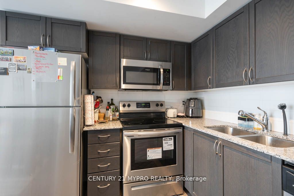 3091 Dufferin St, unit 1003 for sale