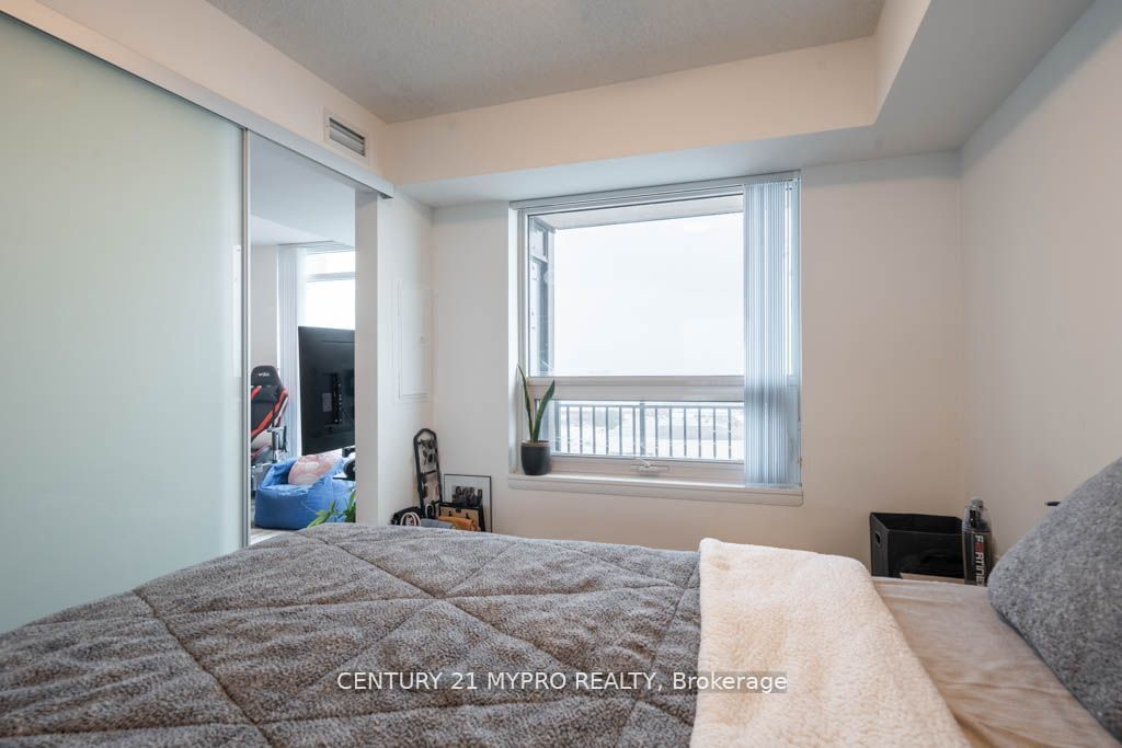 3091 Dufferin St, unit 1003 for sale