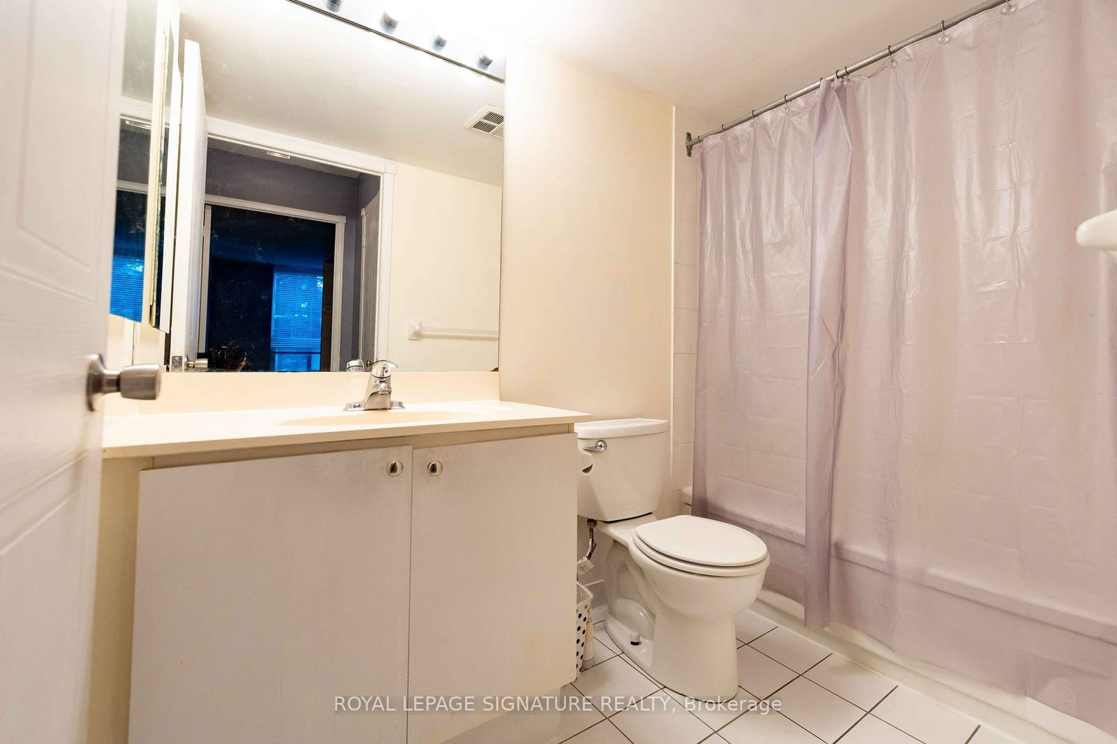 135 Hillcrest Ave, unit 215 for sale - image #23