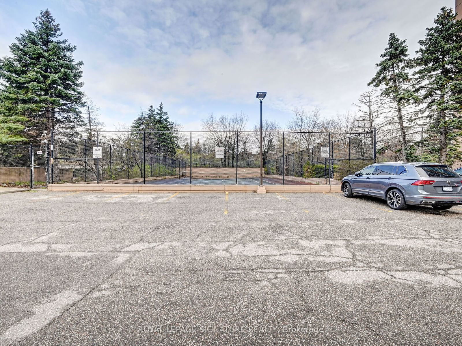 135 Hillcrest Ave, unit 215 for sale - image #27