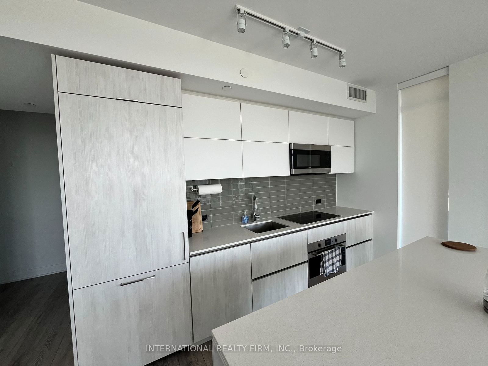 21 Park St E, unit 1003 for rent - image #14