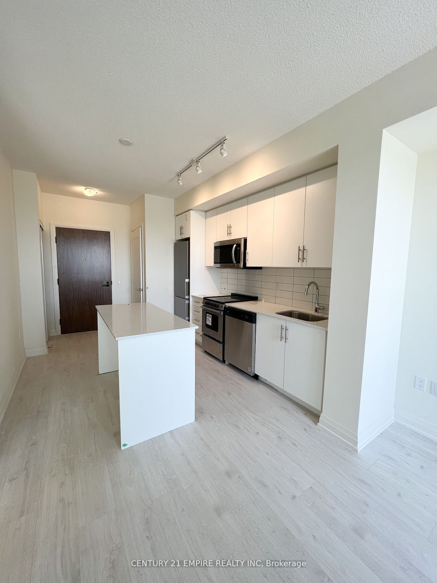 509 Dundas St, unit 321 for rent - image #5