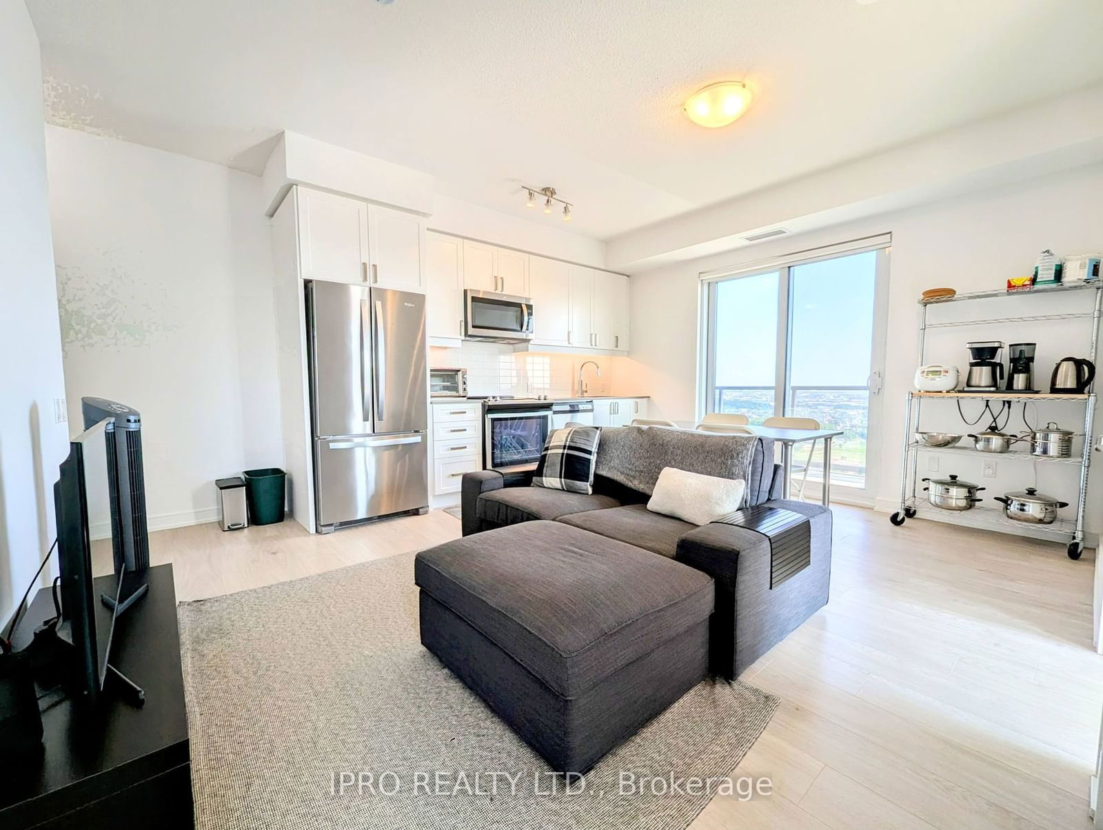 8 Nahani Way, unit 2721 for rent - image #9