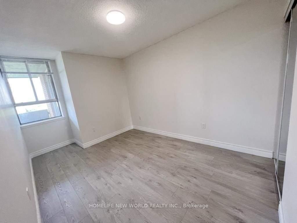 40 Panorama Crt, unit 709 for rent