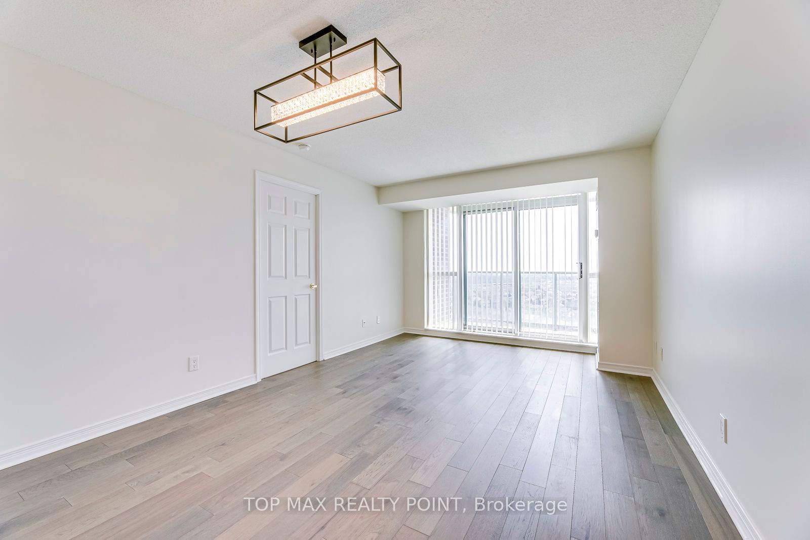 4889 Kimbermount Ave, unit 1505 for sale - image #10