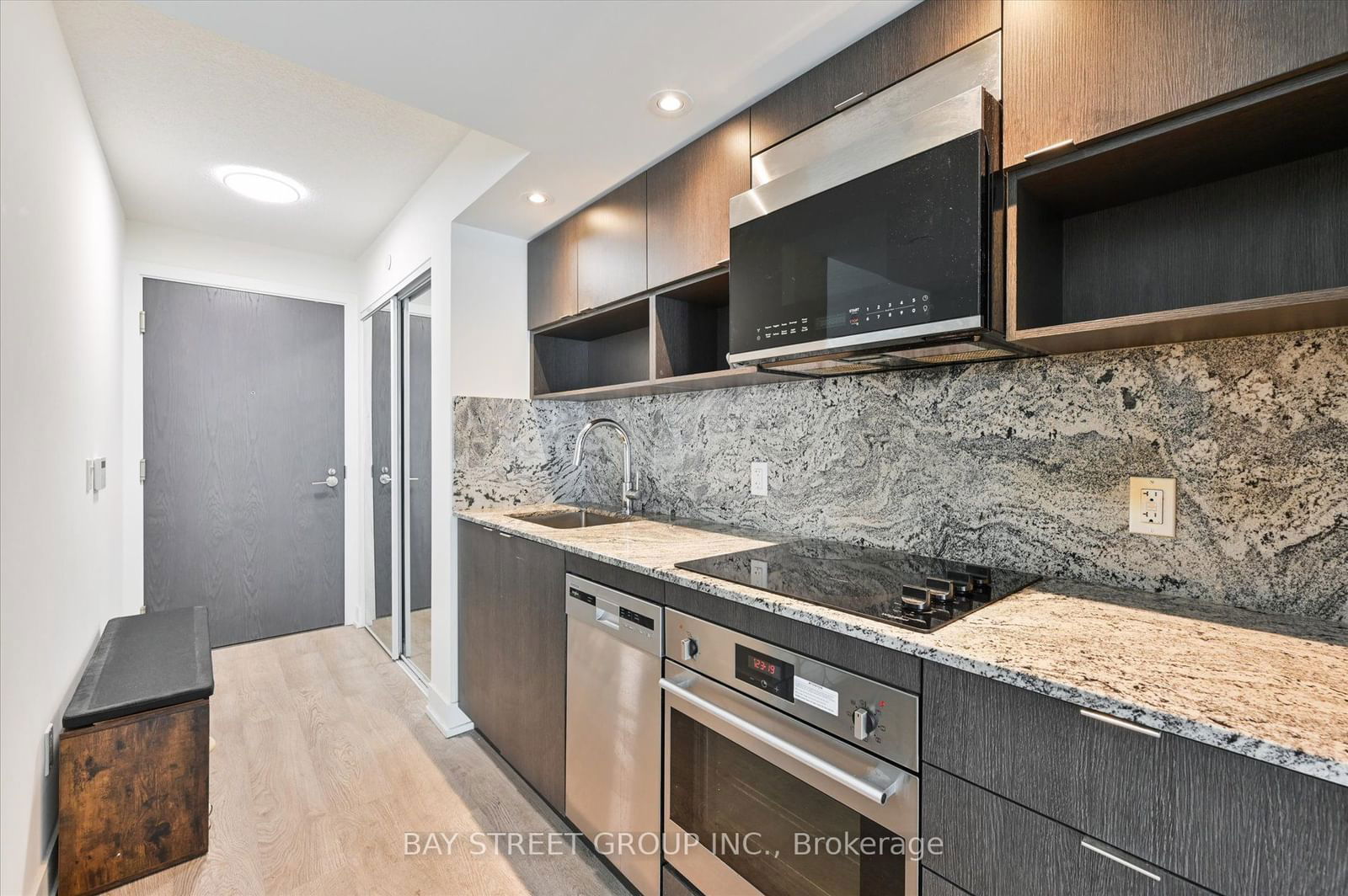 9 Mabelle Ave, unit 1415 for sale - image #14