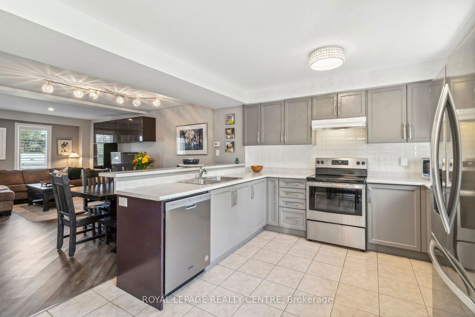 2375 Truscott Dr, unit 9 for sale - image #15